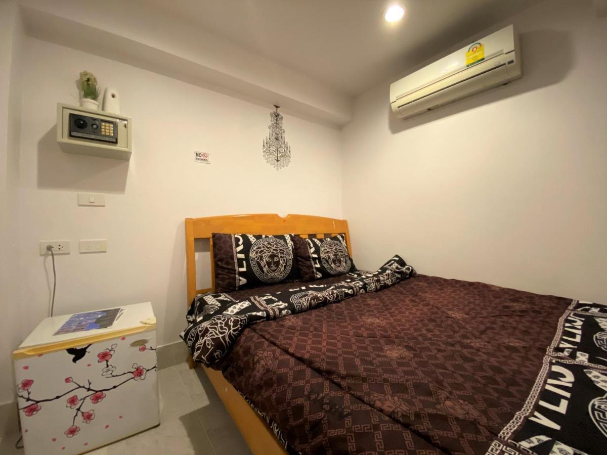 Som Guesthouse Patong Ngoại thất bức ảnh