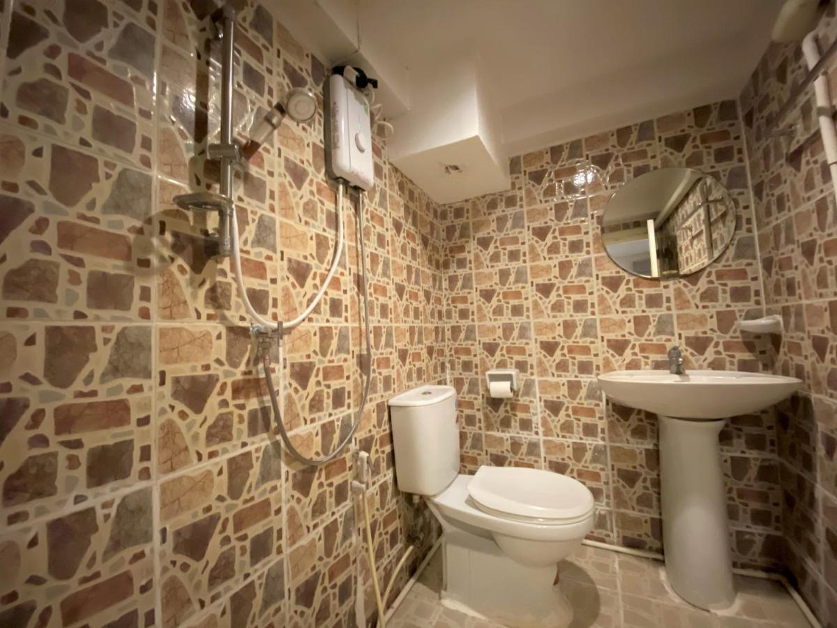Som Guesthouse Patong Ngoại thất bức ảnh