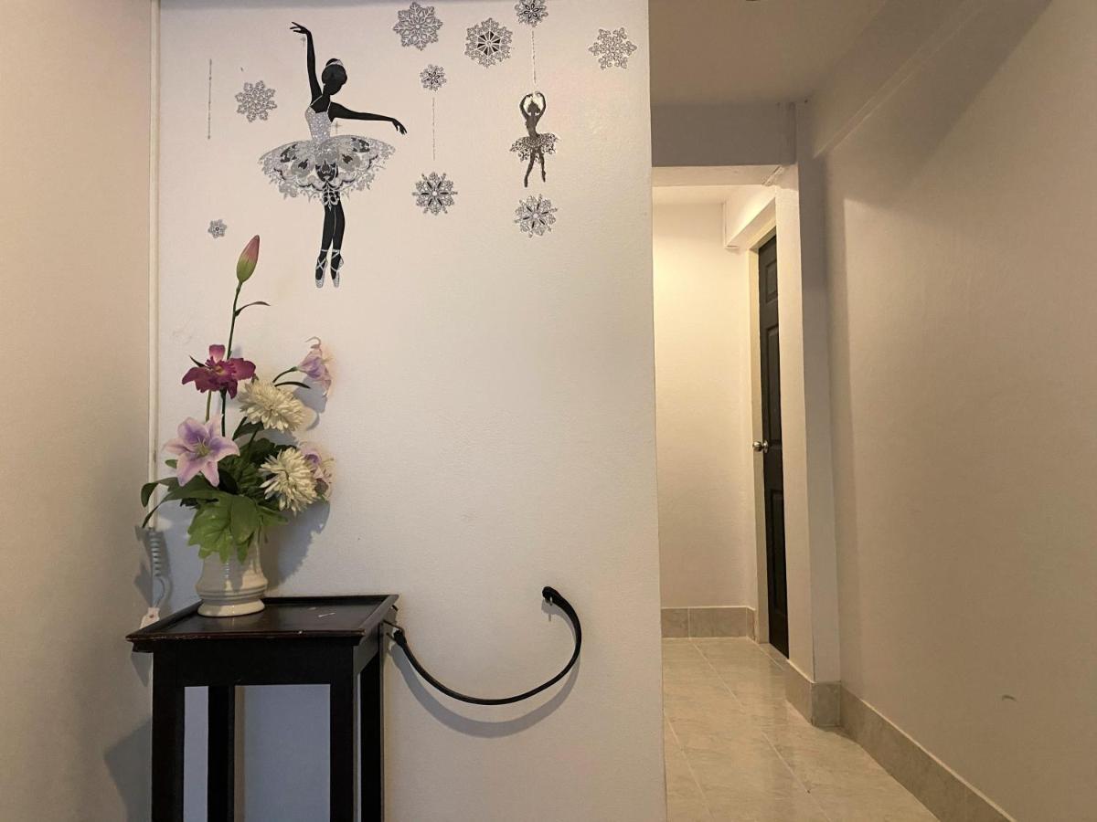 Som Guesthouse Patong Ngoại thất bức ảnh