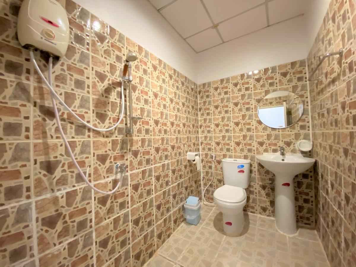 Som Guesthouse Patong Ngoại thất bức ảnh