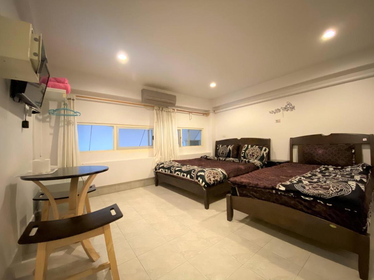 Som Guesthouse Patong Ngoại thất bức ảnh